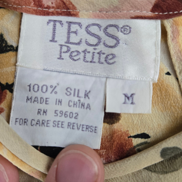 90s Vintage Yellow Floral Short Sleeve Silk Button Semi Sheer Blouse Size Medium - Picture 3 of 5